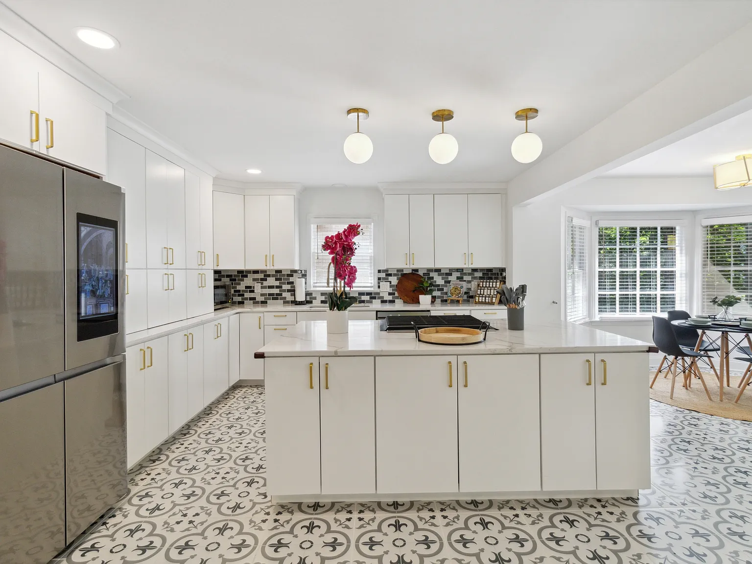 4909 Glenwhite Drive - 1 — Photo 3