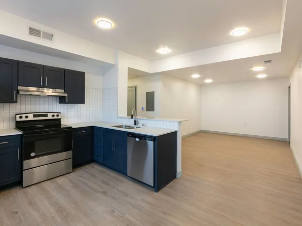 Villa Agave, 205 7th St NW #V203, Albuquerque, NM 87102