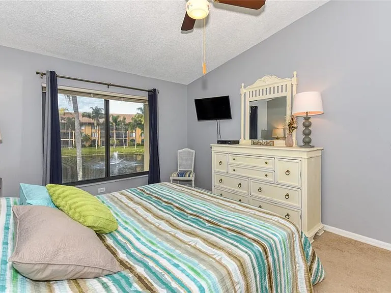 5652 Ashton Lake Dr #5652 — Photo 9
