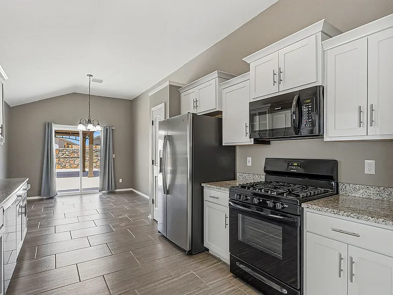 14609 Carlo Alvarado Dr — Photo 17