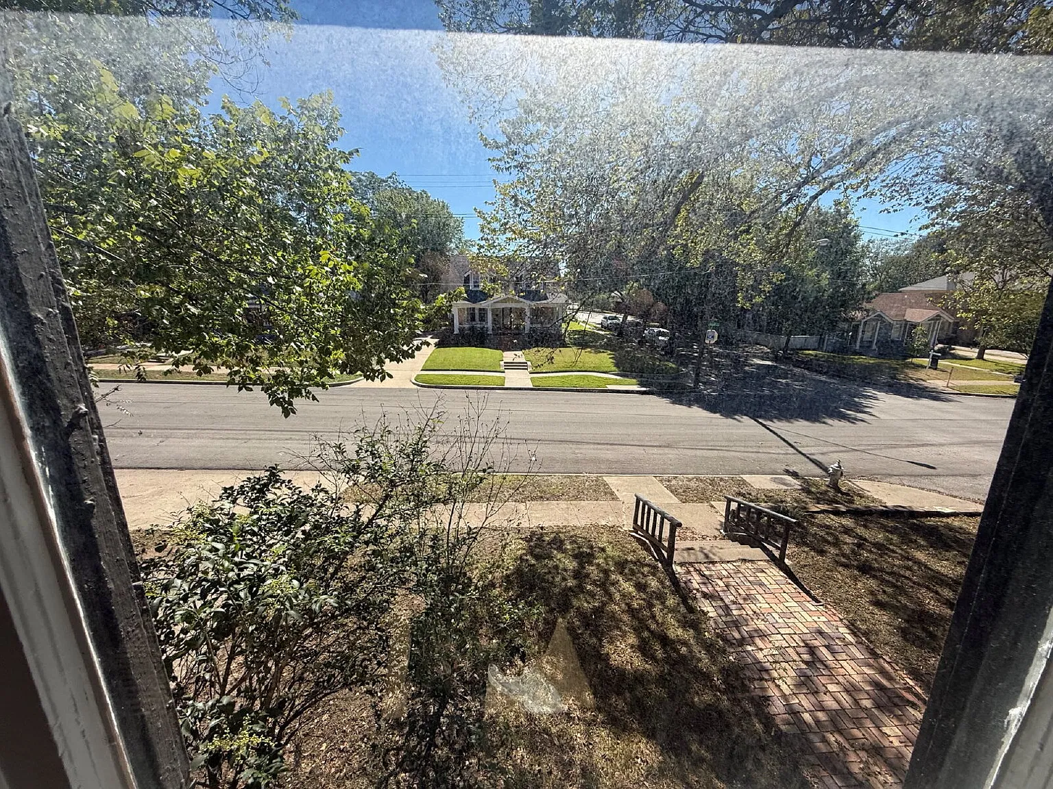 1 bed, 1.0 bath, 650 sqft, $1,375 — Photo 2