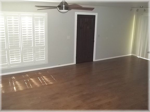 3rd image of 1814 E Frier Dr Unit 1