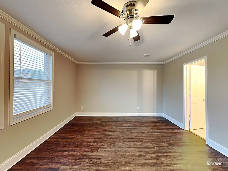 1405 Evergreen St — Photo 7