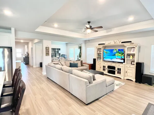 352 Grafton St, Southport, FL 32409
