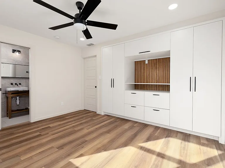 1518 Orchid Ave — Photo 15