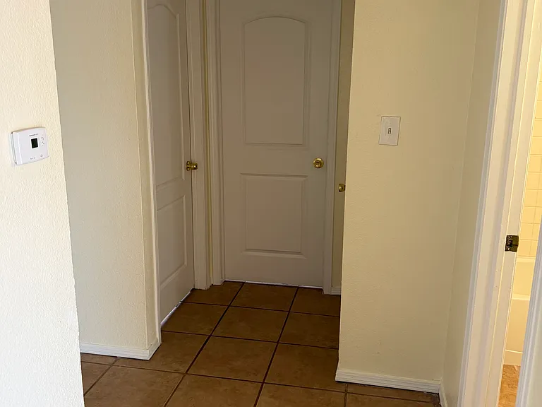 1728 Aquilla Jane Ct — Photo 9