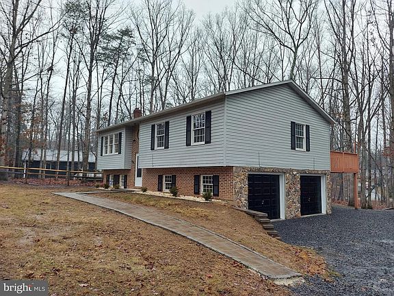 2nd image of 103 Northwood Cir