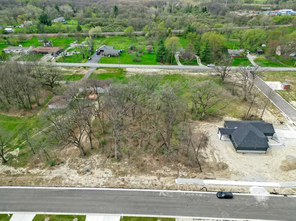 11220 Atherton St, Cedar Lake, IN 46303