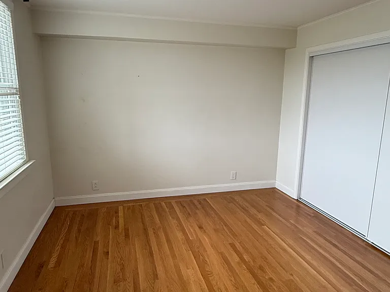 4441 Balboa St #2 — Photo 6