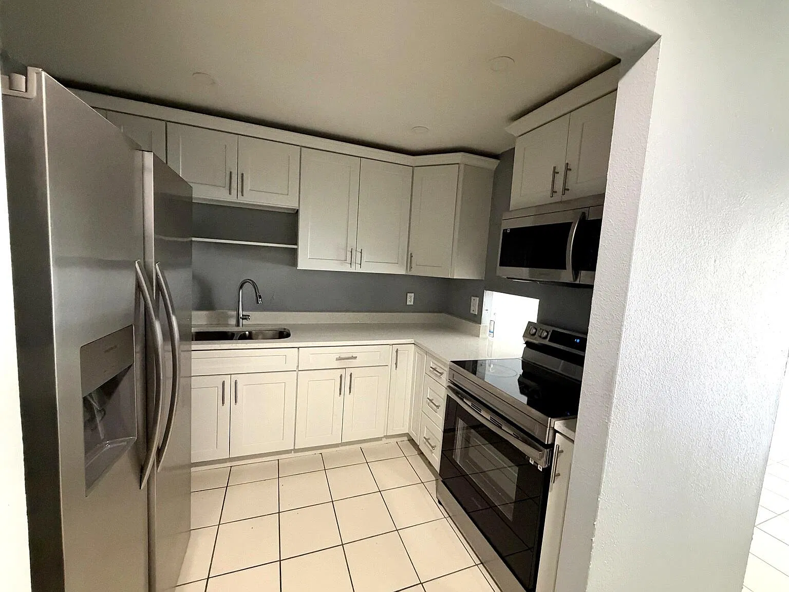 2029 NW 46th Ave — Photo 1