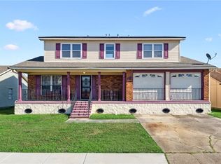 7231 Pinebrook Dr, New Orleans, LA 70128
