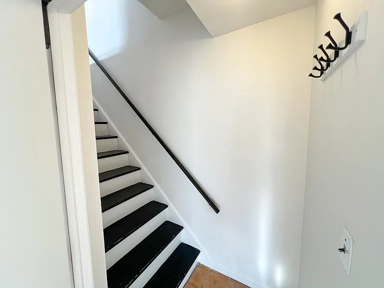 Private entrance to apartment