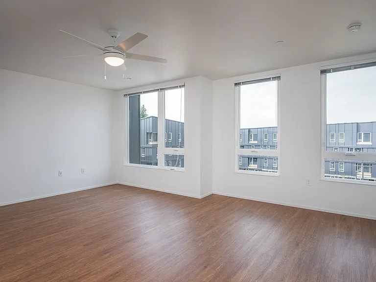 Rockwood Village Apartments — Photo 66