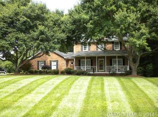 2313 Fox Hunt Dr, Monroe, NC 28110