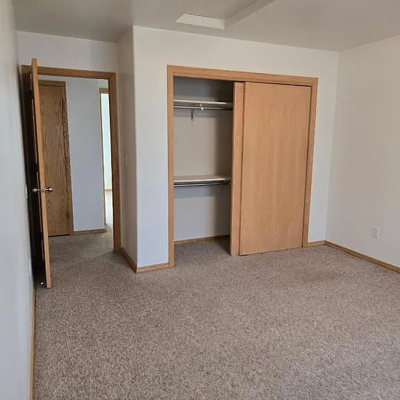 805 E Riggs St #3 — Photo 2