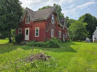 5988 Ide Rd, Newfane, NY 14108