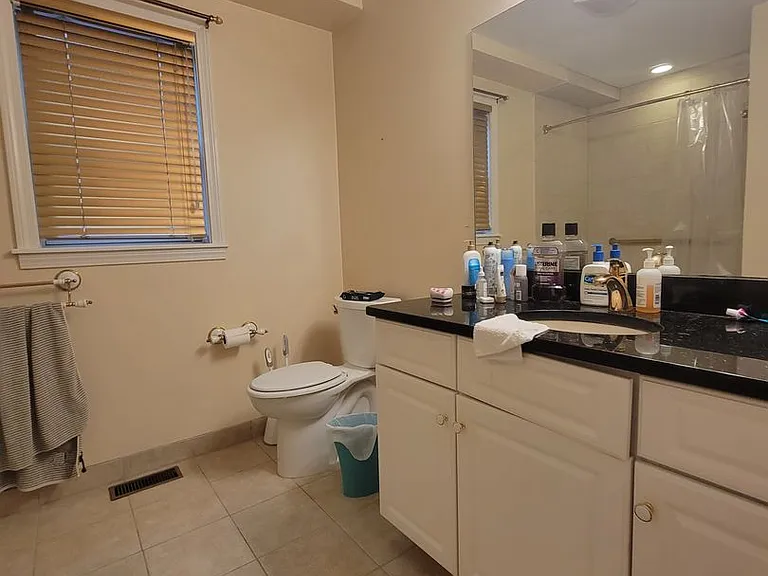 9 Elmore St #1 — Photo 27