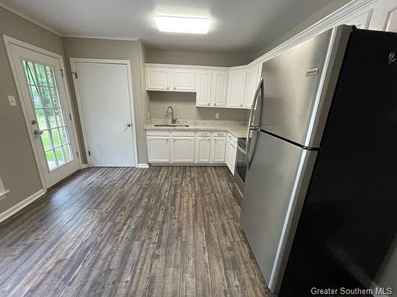 2nd image of 111 Nelda Dr