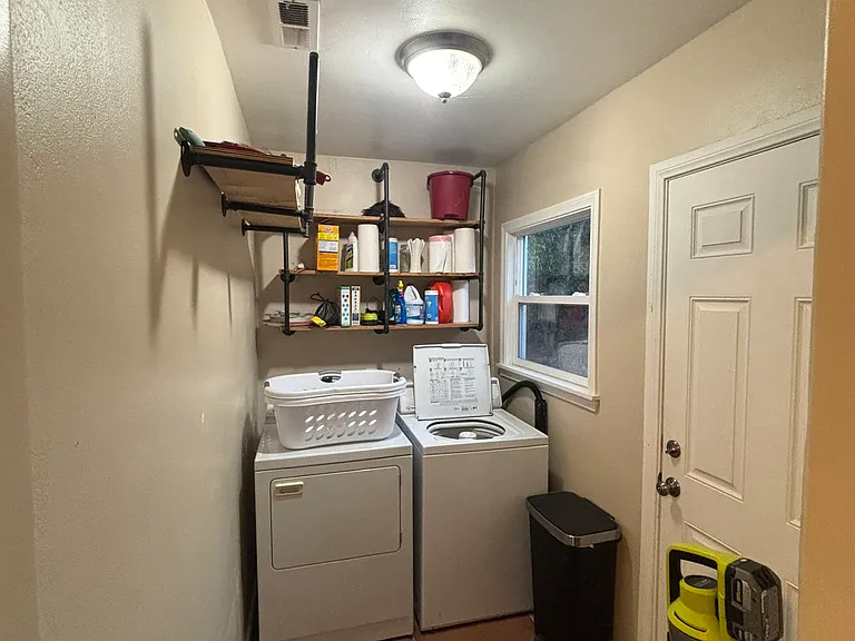 7290 University Ave — Photo 9