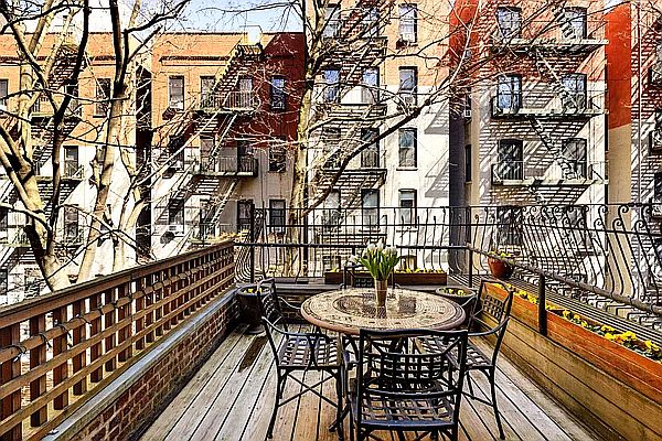 1st image of 119 W 82nd St #2/3