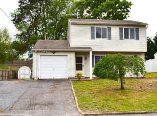 524 Rhode Island Ave, Brick, NJ 08724