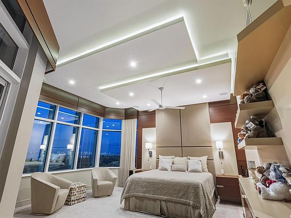 5th image of 655 Longboat Club Rd #Penthouse 1