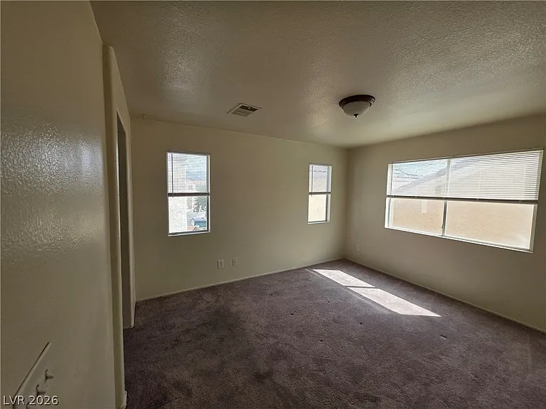 2506 Lady Elizabeth Ct — Photo 21