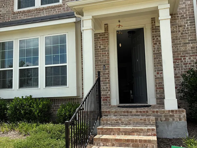 9025 Swallowtail St — Photo 44