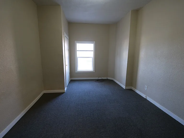 1409 Jefferson St — Photo 7