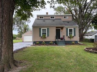 7712 Marshall St, Merrillville, IN 46410