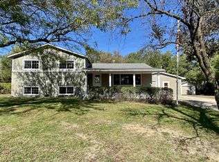 1102 E Williamsburg Rd, Andover, KS 67002