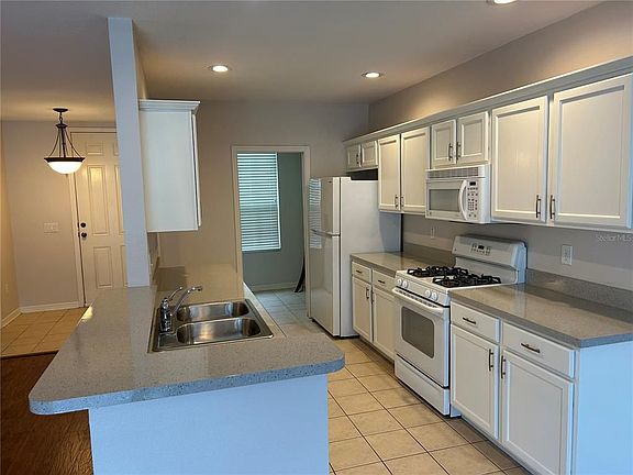 5th image of 17037 Dorman Rd
