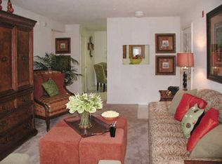 6719 Cliffdale Rd, Fayetteville, NC 28314