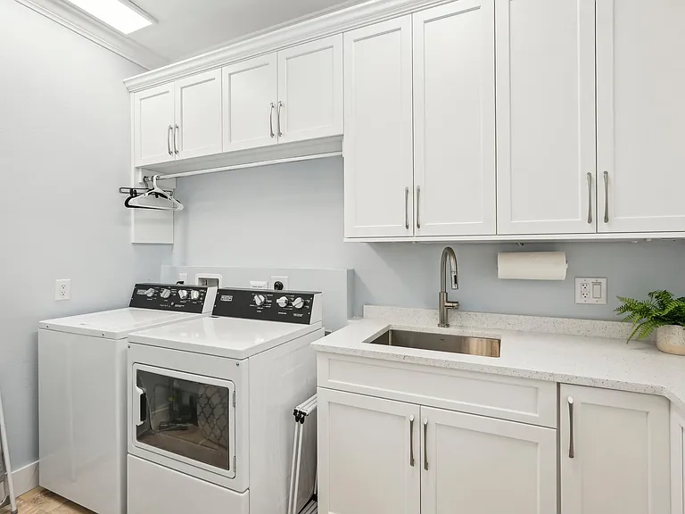 85 S Polk Dr — Photo 27