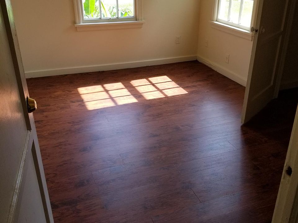 2nd image of 151 E Collins St