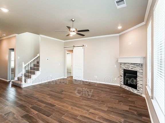 3rd image of 9205 NW 89th St