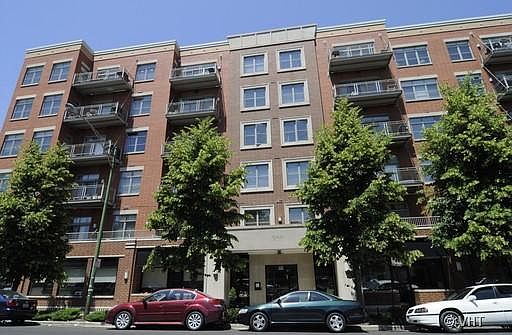 1st image of 950 W Huron St Unit 502
