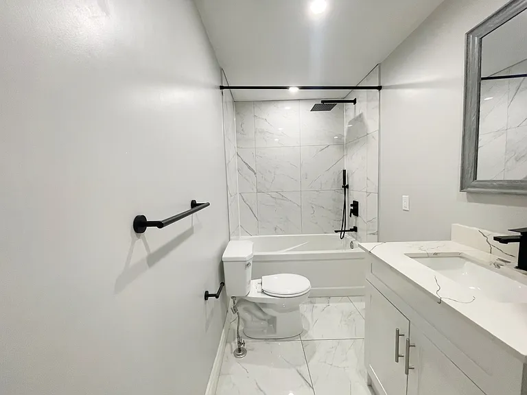 700 Wilson St #2 — Photo 9