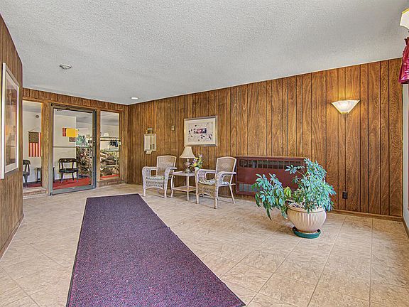 2nd image of 255 Westview Dr APT 111