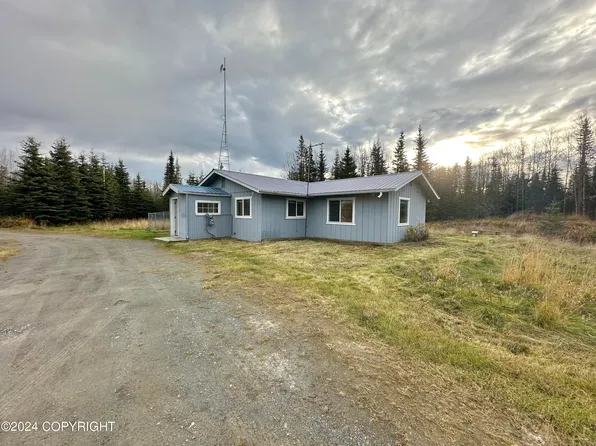 35180 Nancy St, Soldotna, AK 99669