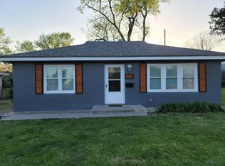 1715 SW Sims Ave, Topeka, KS 66604