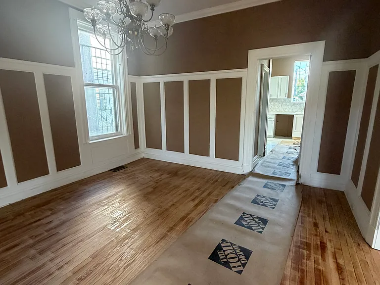 5755 Waterman Blvd — Photo 11