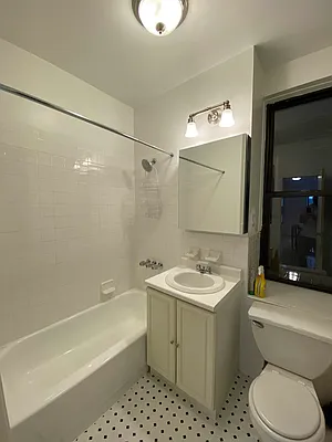 Rented by Corcoran | media 8
