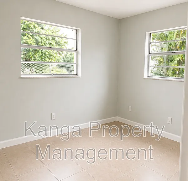 4317 Cocoanut Rd — Photo 9