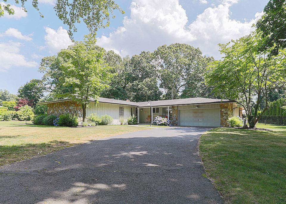 1st image of 1611 Lorraine Ct