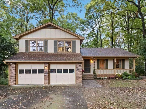 2837 Rosemont Dr, Lawrenceville, GA 30044