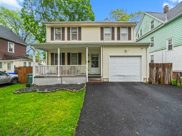 21 Lawndale St, Springfield, MA 01108