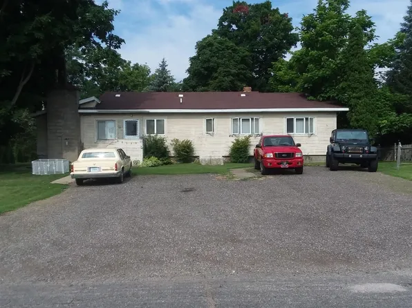 733 Arthur Dr, Grass Lake, MI 49240