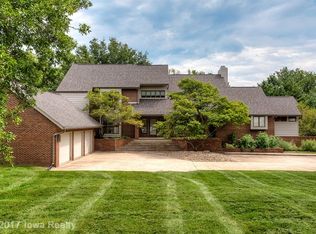 901 50th St, West Des Moines, IA 50265