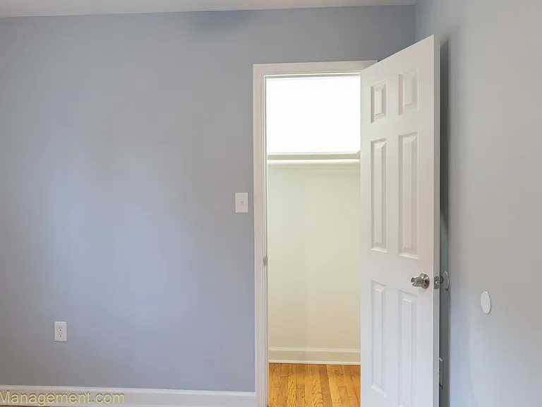 8712 Plymouth St — Photo 15